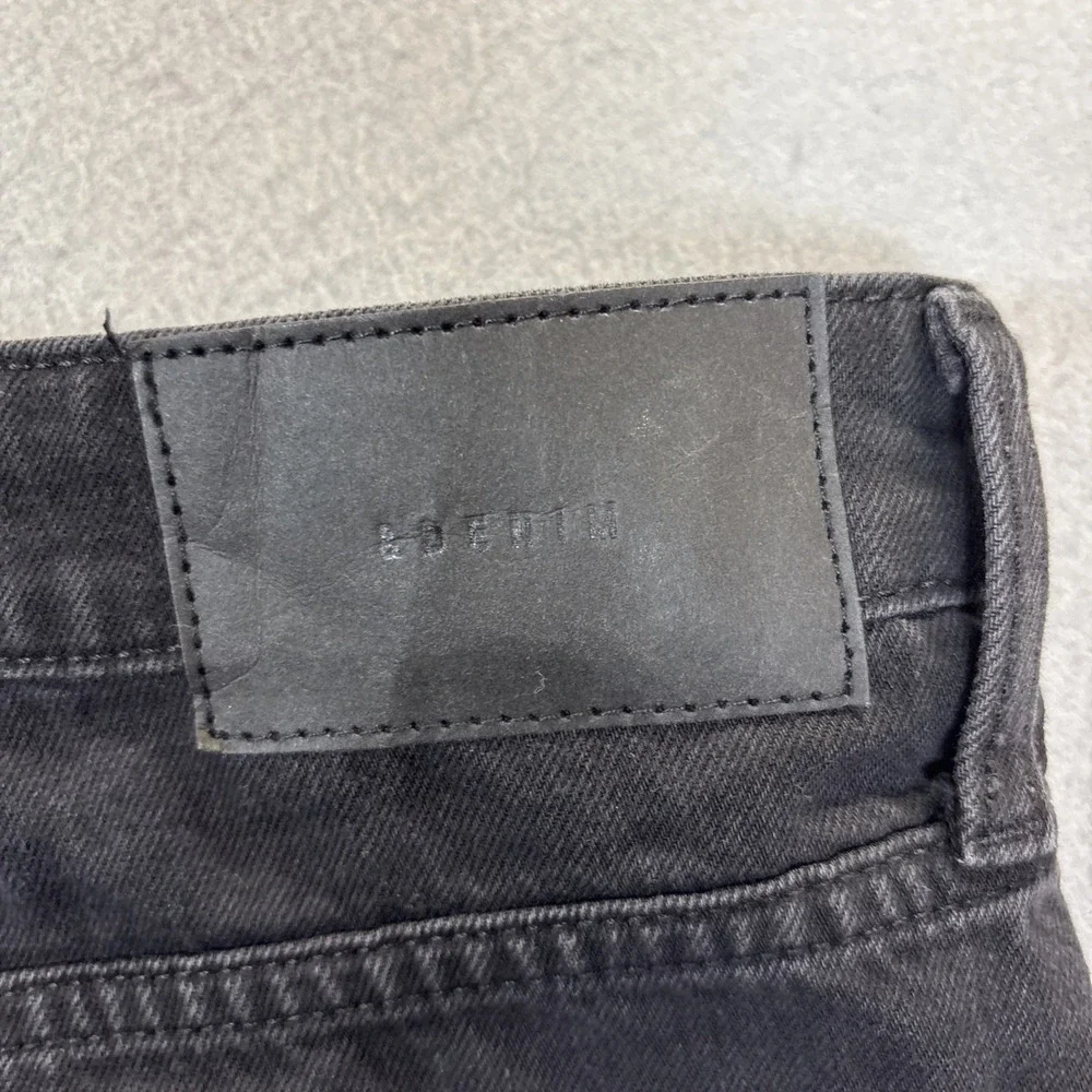 H&M Bermuda Short Black Distressed Ultra Hugh‎ Waist Mom Jean Size 24 NWT